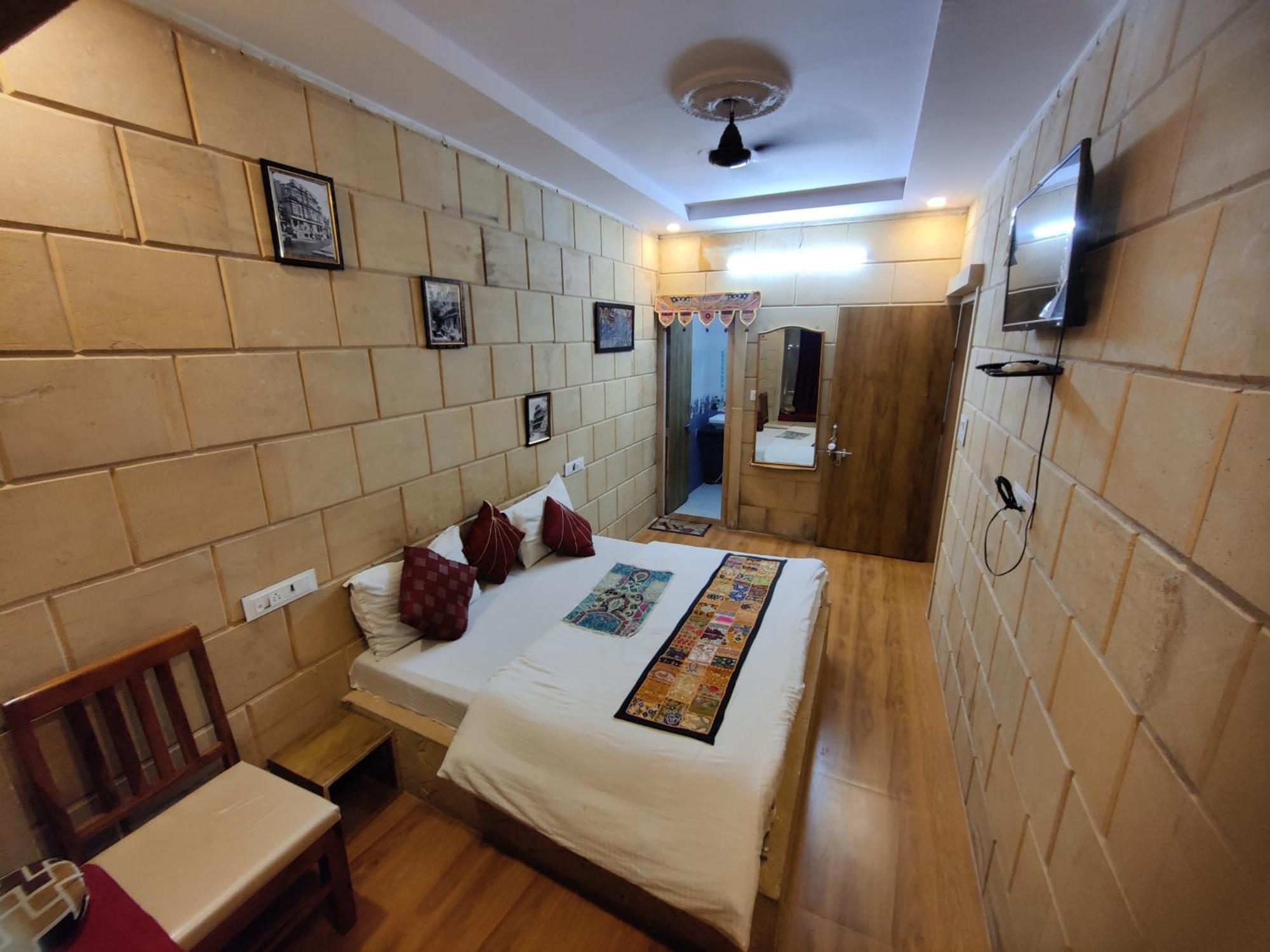 Hotel Jaswant Palace Jaisalmer Bilik gambar